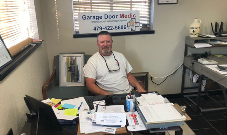 Garage Door Service In Rogers Arkansas – CALL 479-391-2205